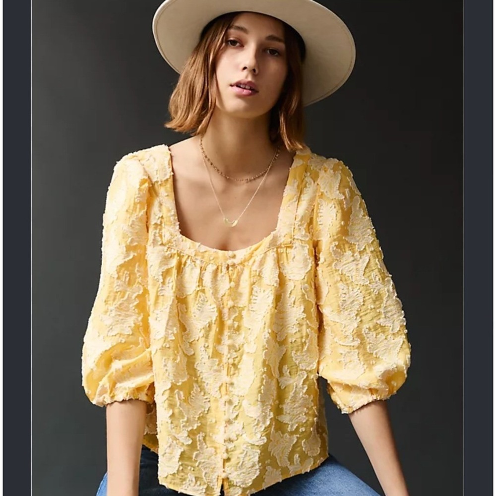 Anthropologie Yvonne Puff Sleeve Button Blouse! Boho cottagecore chic romantic